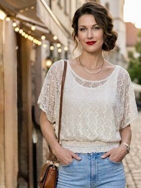 LAVISH White Lace Batwing Blouse Smocked Waist Boho Top L